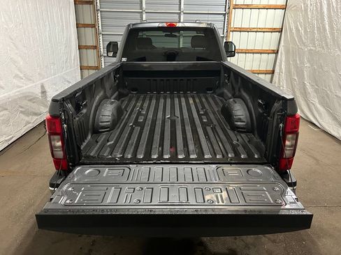 Used 2020 Ford F250 XLT w/ XLT Value Package AWD/4WD image 7