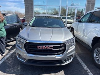 Used 2023 GMC Terrain SLE w/ Driver Convenience Package video 1