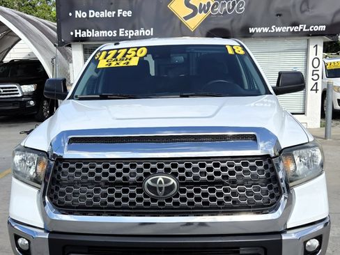 Used 2018 Toyota Tundra SR5 w/ SR5 Upgrade Package AWD/4WD image 3