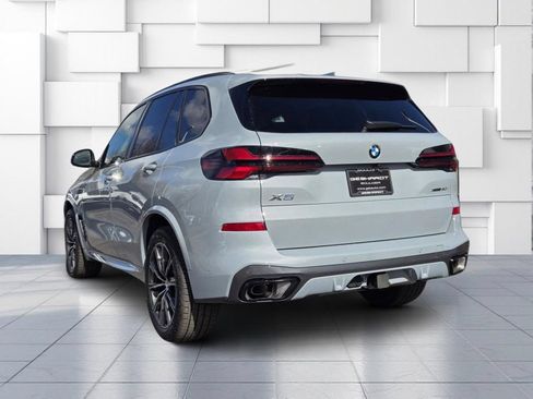 Used 2026 BMW X5 xDrive40i w/ M Sport Package AWD/4WD image 8