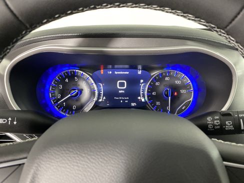 New 2026 Chrysler Pacifica Select AWD/4WD image 18