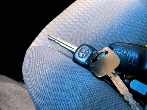 Used 2013 Toyota Tacoma 4x4 Access Cab w/ SR5 Pkg image 15