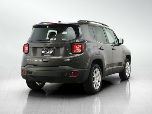 Used 2020 Jeep Renegade Latitude w/ Cold Weather Group AWD/4WD image 5