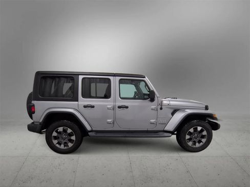 Certified 2019 Jeep Wrangler Unlimited Sahara image 9