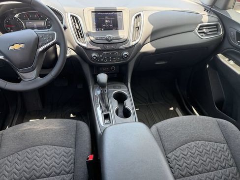 Used 2023 Chevrolet Equinox LT FWD image 20