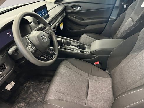 New 2026 Honda Accord SE image 9
