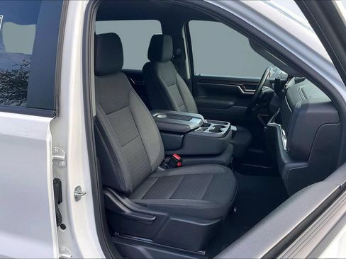 Used 2026 Chevrolet Silverado 1500 LT AWD/4WD image 30