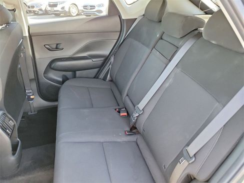 Used 2024 Hyundai Kona SEL image 13