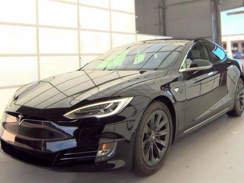 Used 2018 Tesla Model S 100D AWD/4WD image 3