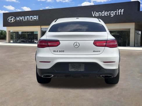 Used 2019 Mercedes-Benz GLC 300 4MATIC Coupe image 13