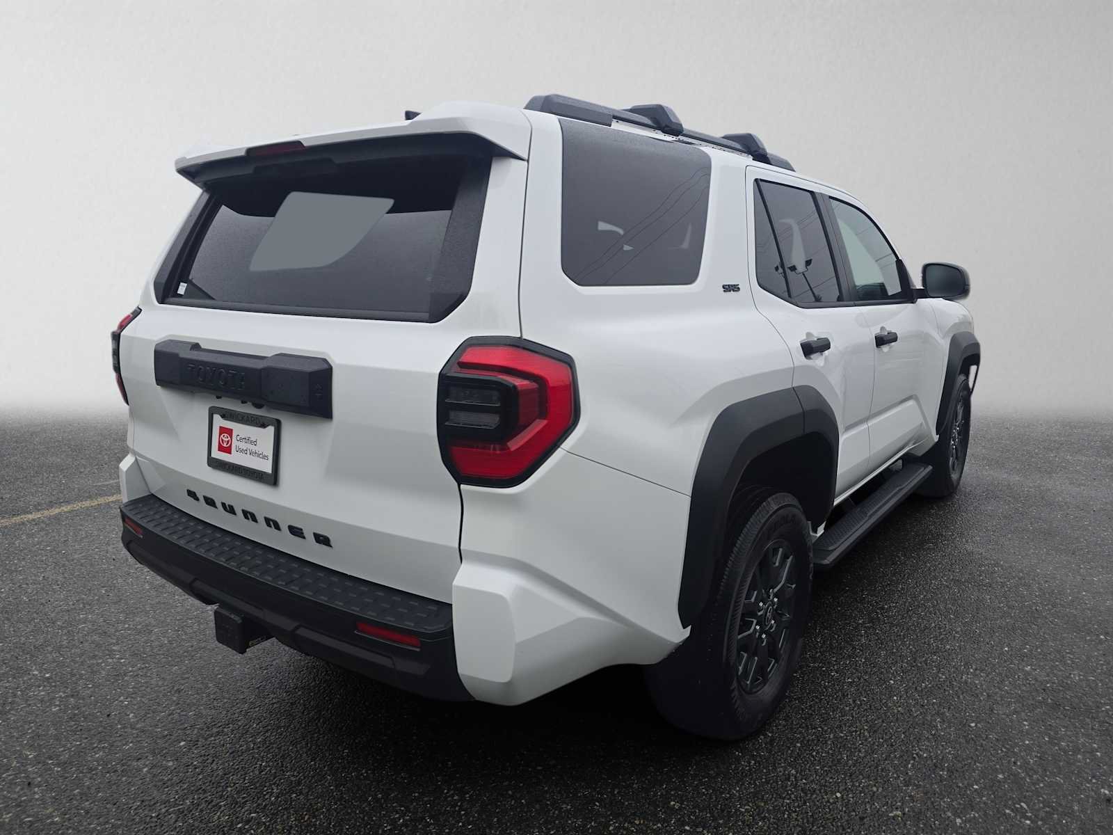 Certified 2026 Toyota 4Runner SR5 AWD/4WD image 3