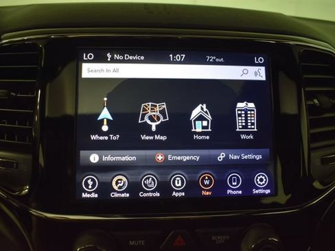 Used 2019 Jeep Grand Cherokee Altitude AWD/4WD image 23
