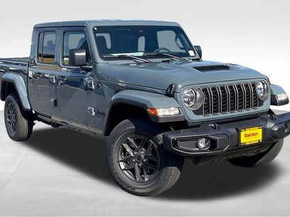 New 2025 Jeep Gladiator Sport