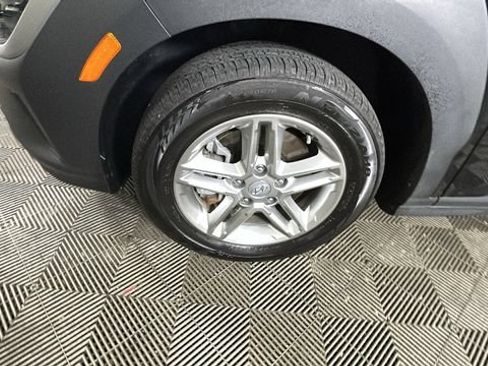 Certified 2023 Hyundai Kona SE AWD/4WD image 9
