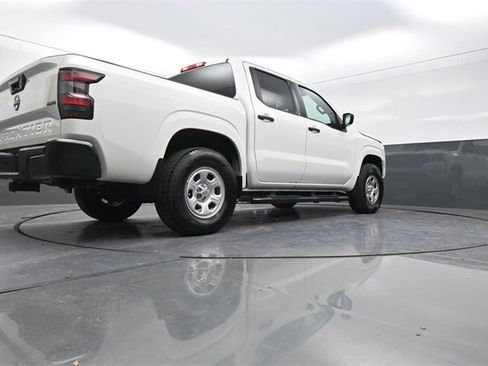 Used 2024 Nissan Frontier S image 33