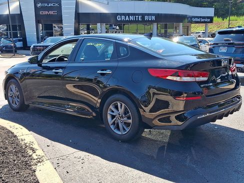 Used 2020 Kia Optima LX FWD image 4