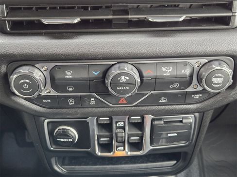 New 2026 Jeep Wrangler Unlimited Sport image 19