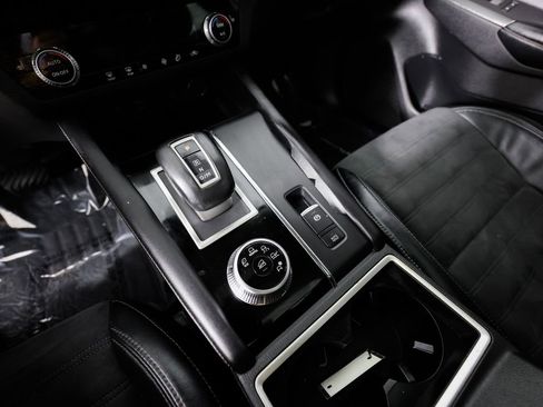 Used 2022 Mitsubishi Outlander SE image 29