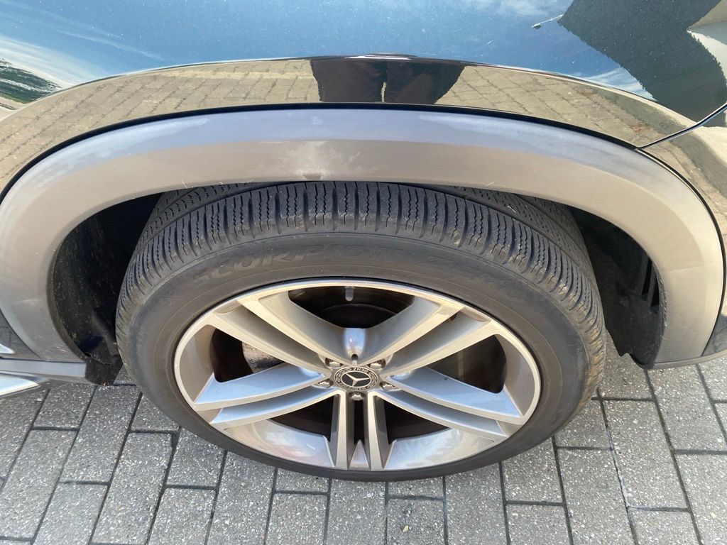 Used 2020 Mercedes-Benz GLE 350 4MATIC image 20