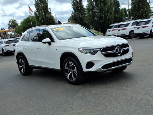 Certified 2025 Mercedes-Benz GLC 350e 4MATIC image 8