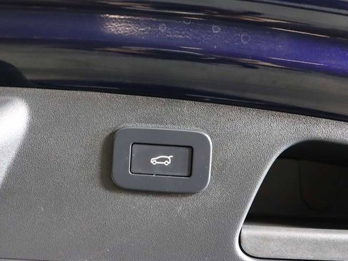 Used 2024 Jaguar E-PACE R-Dynamic SE image 25