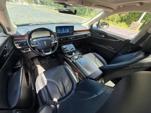 Used 2022 Lincoln Nautilus Reserve w/ Equipment Group 201A AWD/4WD image 25