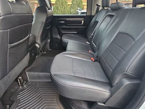 Used 2018 RAM 2500 Big Horn w/ Sport Appearance Group image 18