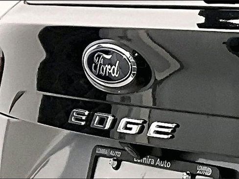 Used 2023 Ford Edge SEL image 25