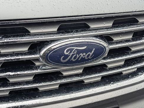 Used 2023 Ford Edge Titanium w/ Cargo Accessory Package AWD/4WD image 11
