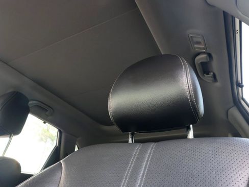 Used 2014 Kia Sorento SX w/ 3rd Row Package FWD image 41