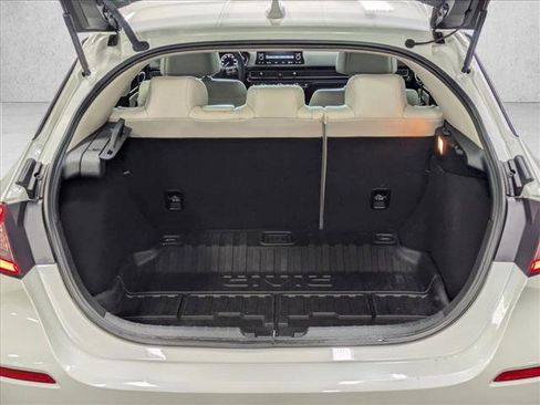 Used 2024 Honda Civic EX-L image 6
