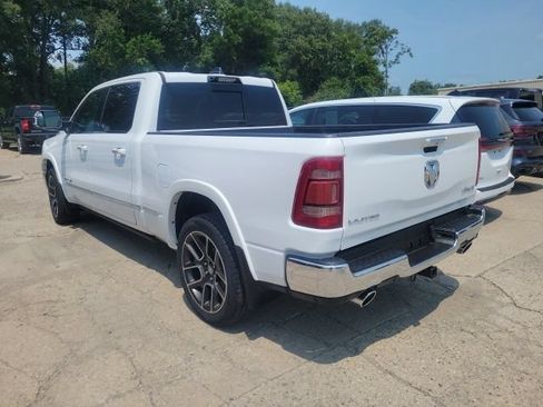 Used 2022 RAM 1500 Limited AWD/4WD image 2