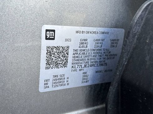Used 2024 Chevrolet Trax RS w/ Driver Confidence Package FWD image 30