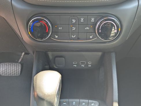 Used 2022 Chevrolet TrailBlazer ACTIV FWD image 19
