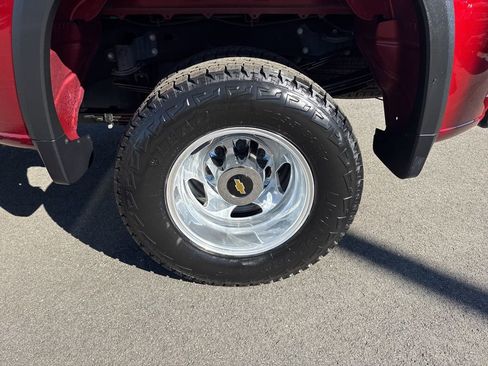 Used 2023 Chevrolet Silverado 3500 High Country w/ Technology Package image 33
