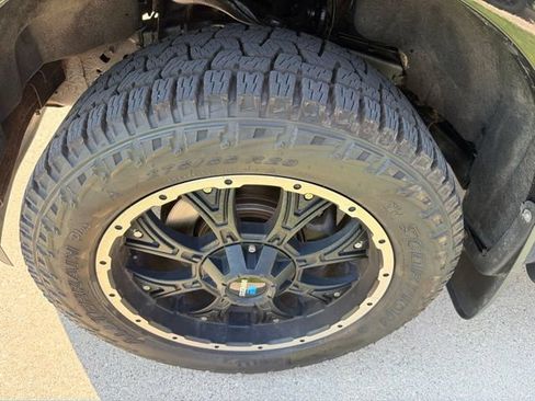 Used 2019 Ford F150 Lariat w/ Equipment Group 502A Luxury AWD/4WD image 6