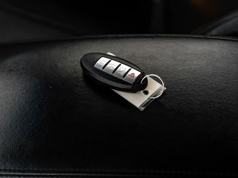 Used 2011 INFINITI G37 Sport w/ Premium Pkg image 50