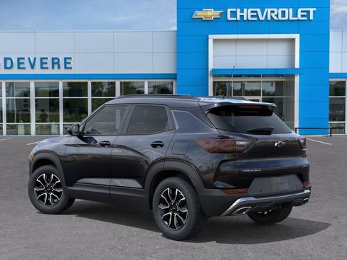 New 2026 Chevrolet TrailBlazer ACTIV w/ Convenience Package FWD image 3