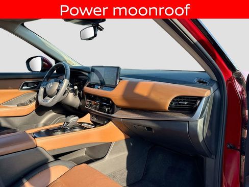 Used 2024 Nissan Rogue Platinum w/ Platinum Premium Package image 16