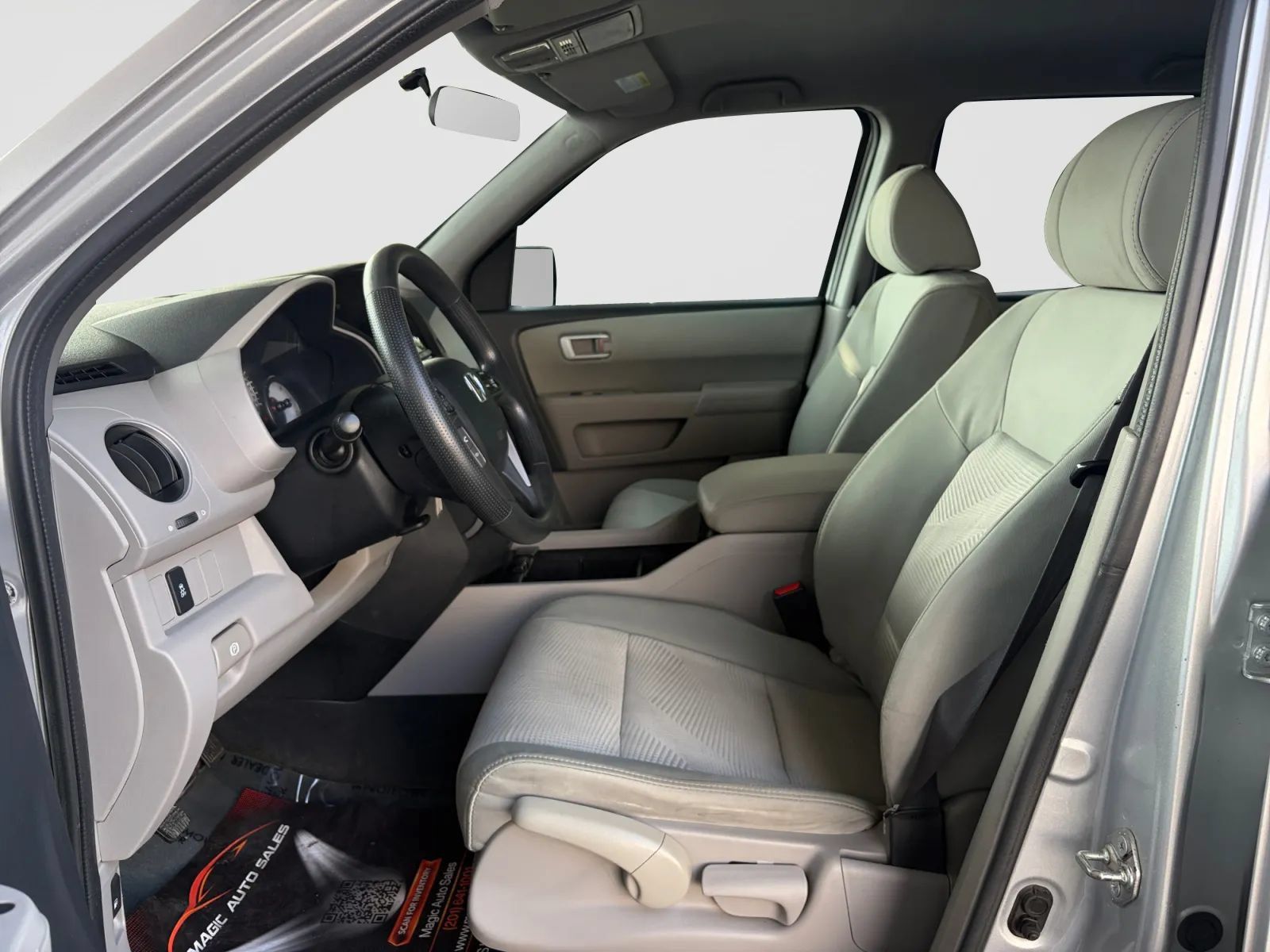 Used 2015 Honda Pilot LX image 12