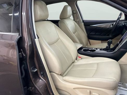 Used 2014 INFINITI Q50 Premium w/ Navigation Package AWD/4WD image 14