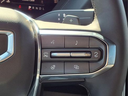 New 2026 GMC Yukon Denali w/ Denali Reserve Package image 13