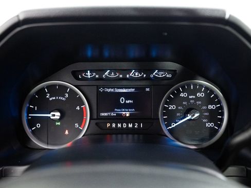 Used 2019 Ford F250 XLT image 33