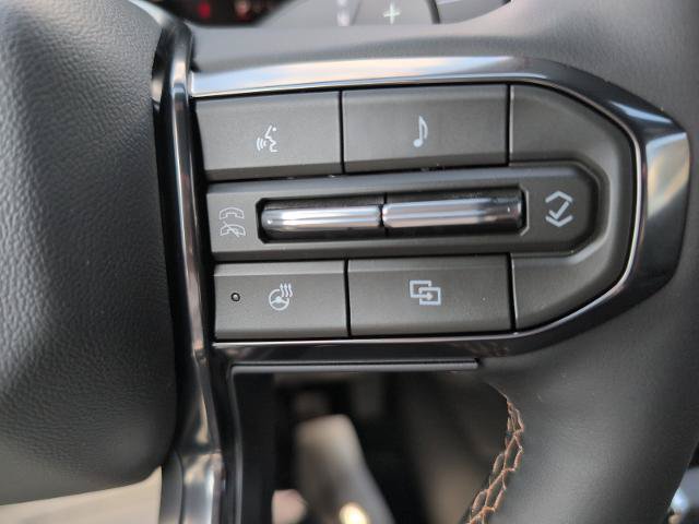 New 2026 GMC Acadia AT4 w/ Luxury Package AWD/4WD image 31