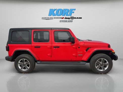Used 2021 Jeep Wrangler Unlimited Sahara image 3