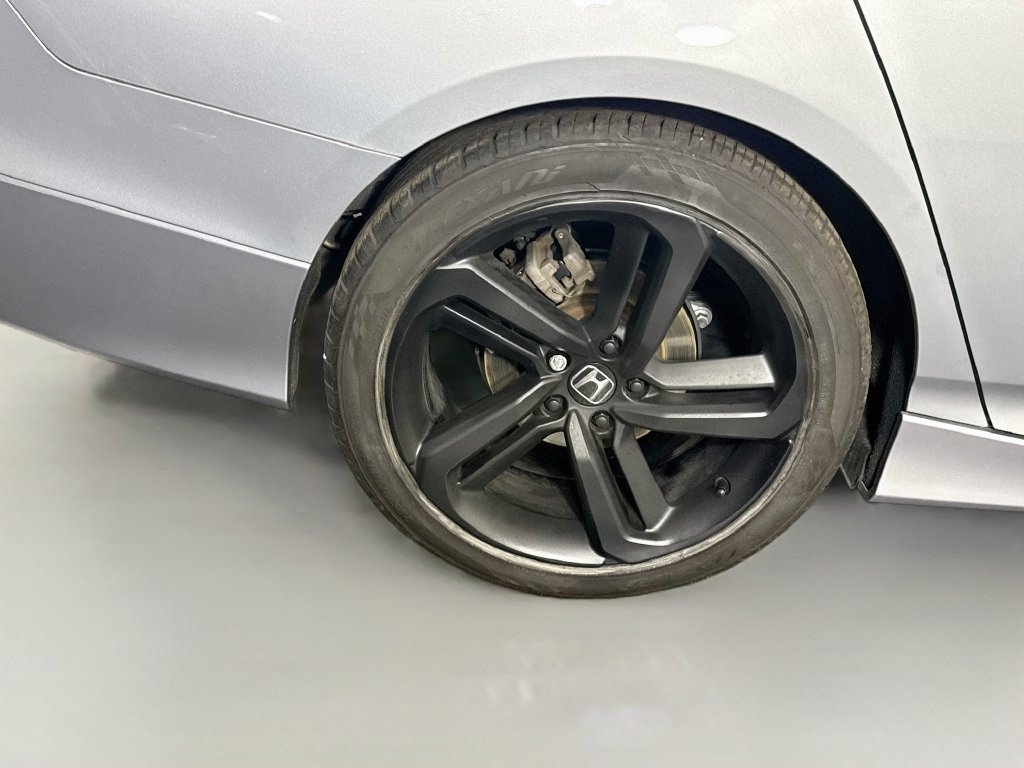 Used 2020 Honda Accord Sport image 32