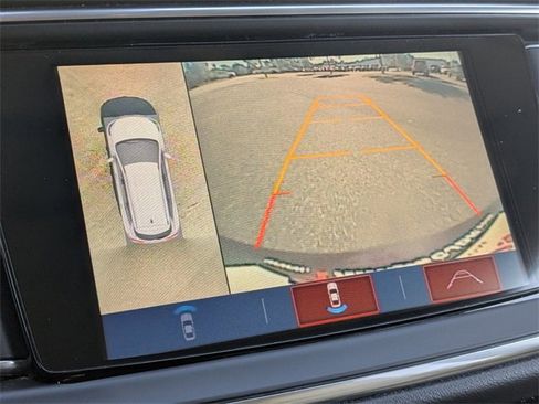Used 2019 Buick Enclave Essence image 19