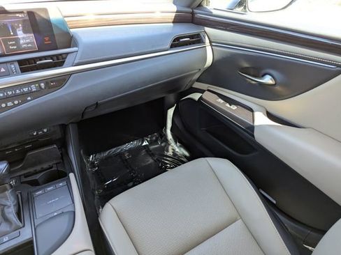 Used 2020 Lexus ES 350 w/ Premium Package image 14