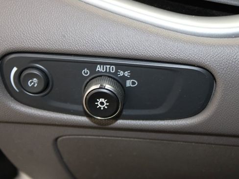 Used 2024 Chevrolet Malibu LT image 33