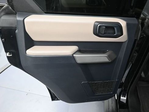 Used 2023 Ford Bronco Wildtrak AWD/4WD image 25